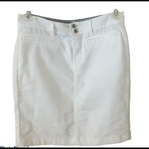 Banana Republic White Denim Casual Fridays  Skirt Sz. 27 Cotton Stretch